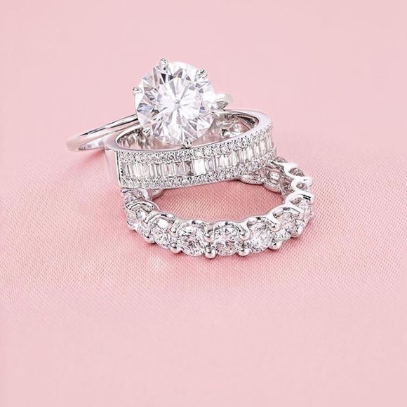 Round Cut Pure Diamond 925 Sterling Silver Solitaire Ring - Picture 7 of 16